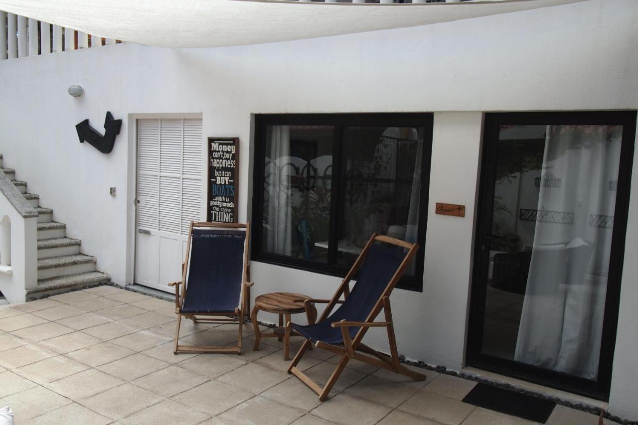 Casa Vitality - Playa Guiones, - 4 Minute Walk To The Bed and breakfast *