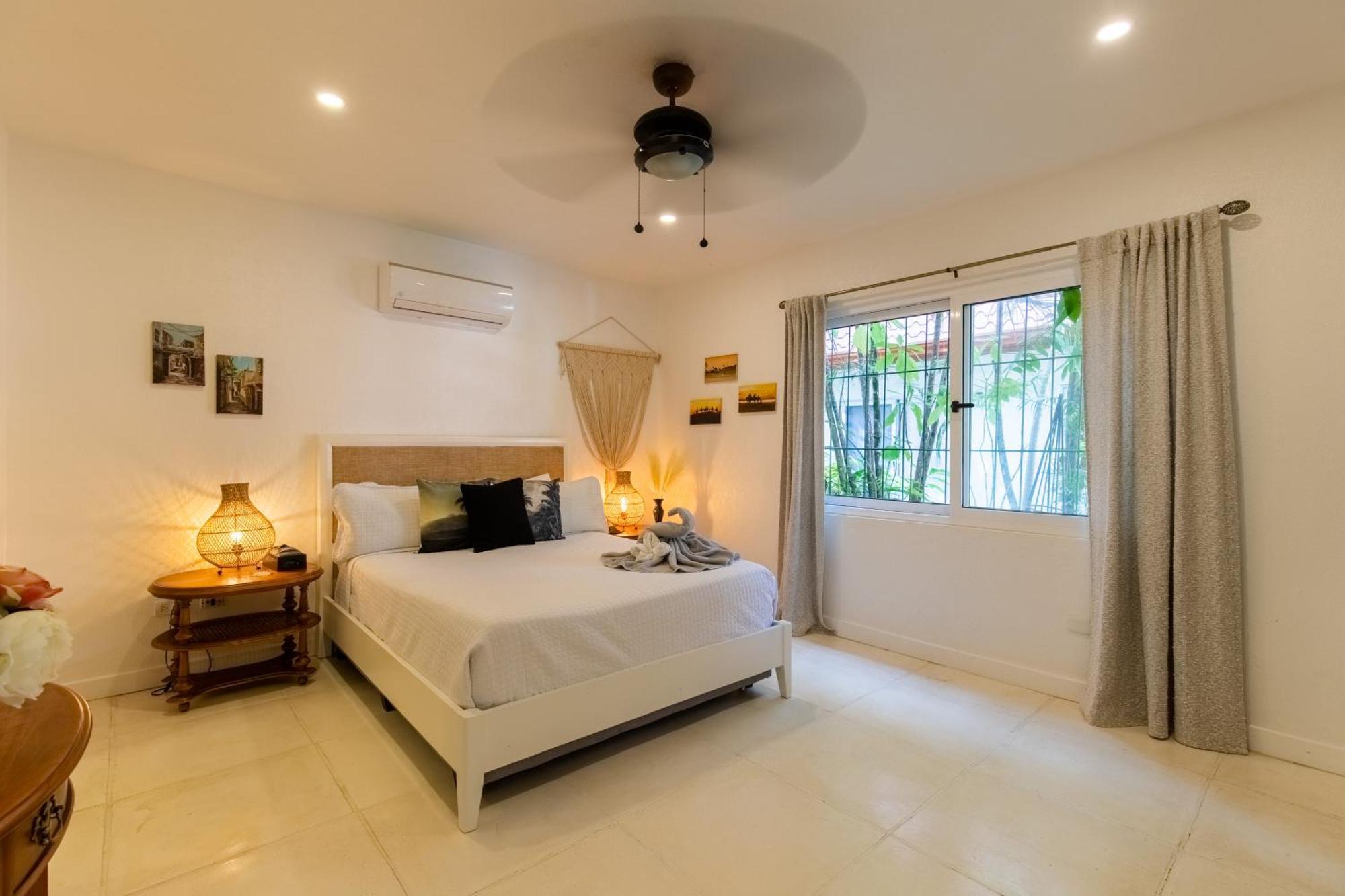 Casa Vitality - Playa Guiones, - 4 Minute Walk To The *