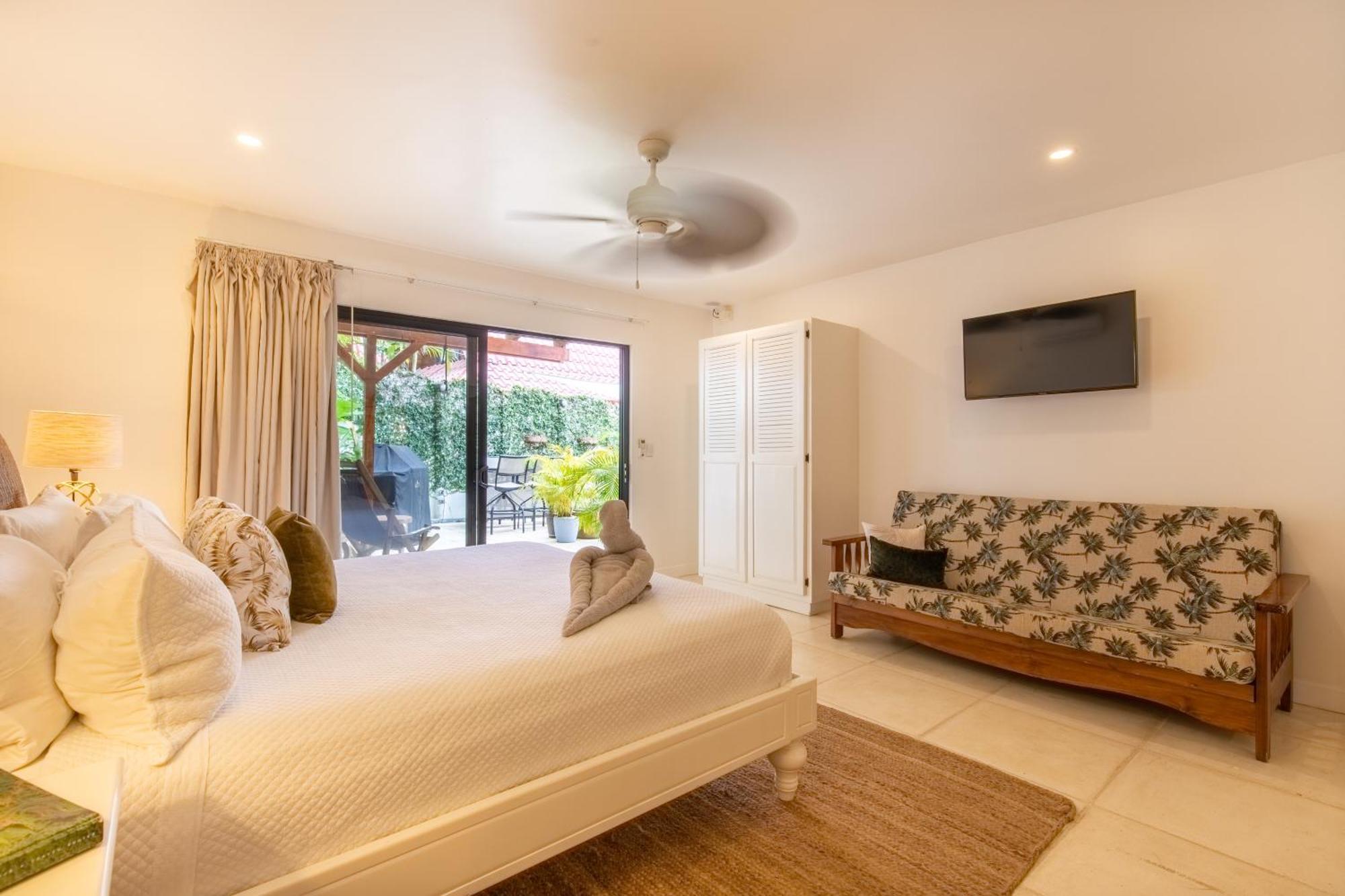 Casa Vitality - Playa Guiones, - 4 Minute Walk To The *